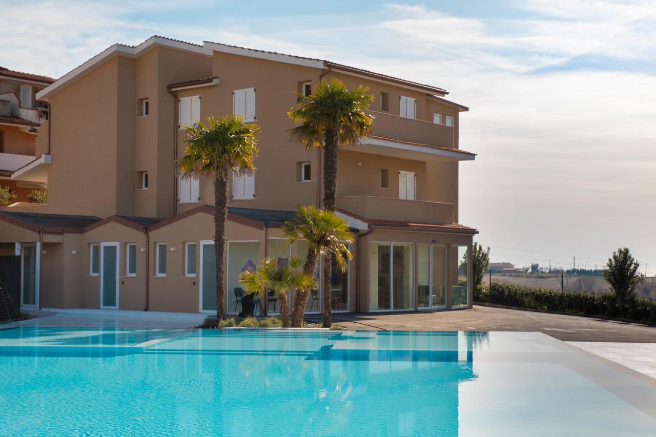 Pietra Bianca Hotel Numana Esterno foto