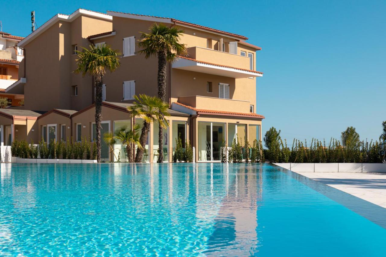 Pietra Bianca Hotel Numana Esterno foto